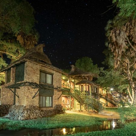 Sarova Shaba Game Lodge Archers Post Экстерьер фото