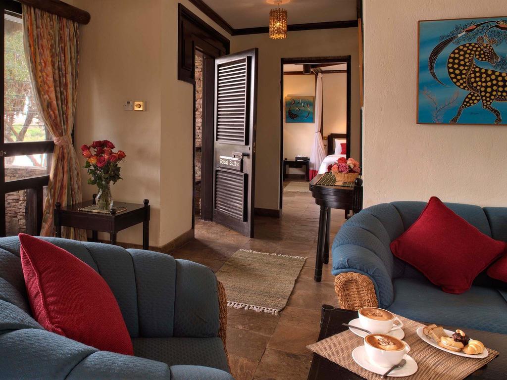 Sarova Shaba Game Lodge Archers Post Экстерьер фото