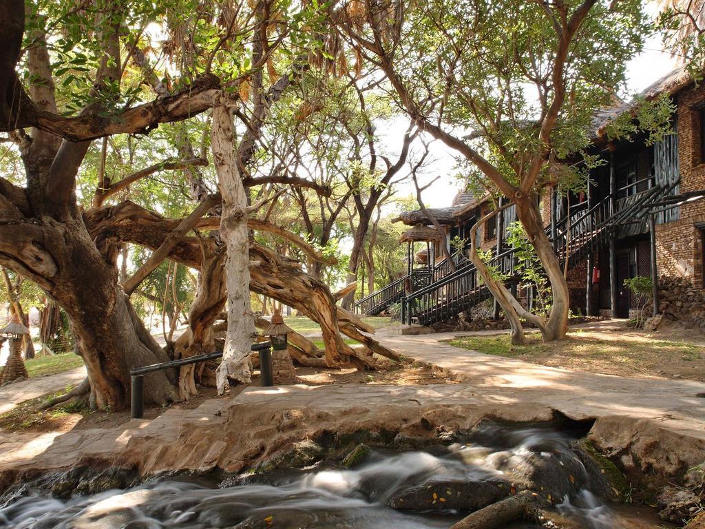 Sarova Shaba Game Lodge Archers Post Экстерьер фото
