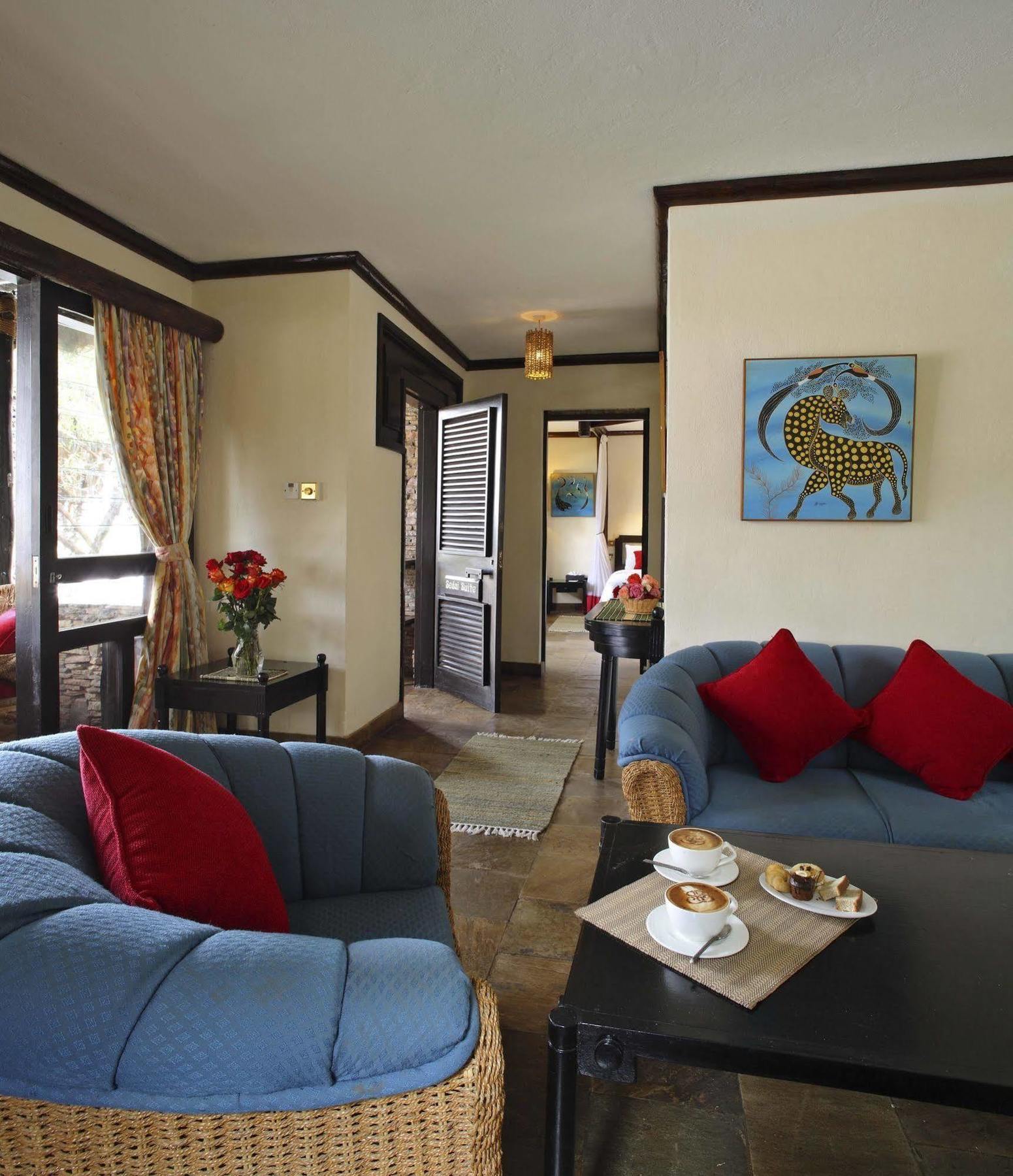 Sarova Shaba Game Lodge Archers Post Экстерьер фото