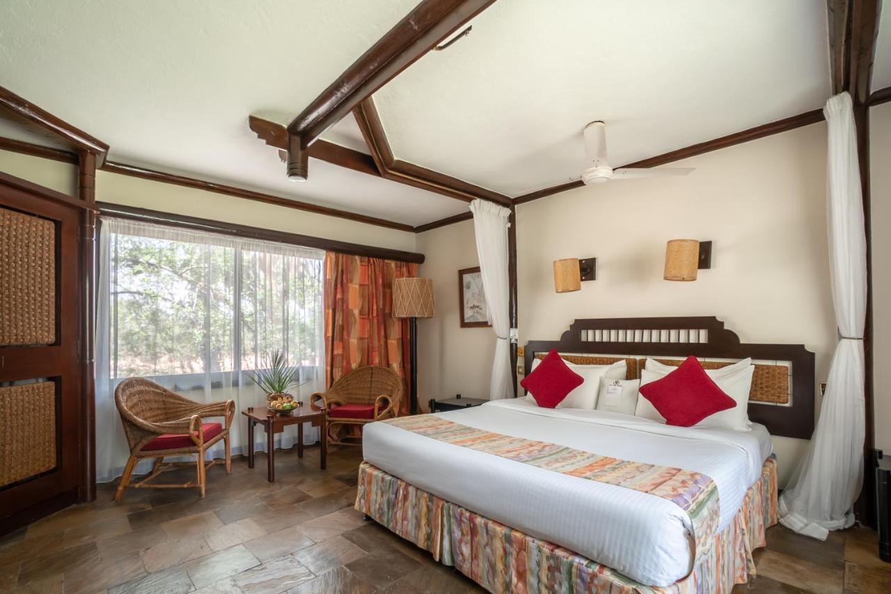 Sarova Shaba Game Lodge Archers Post Экстерьер фото
